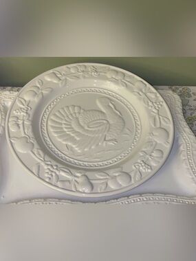 Nantucket Home White Turkey Embossed Plate Vintage